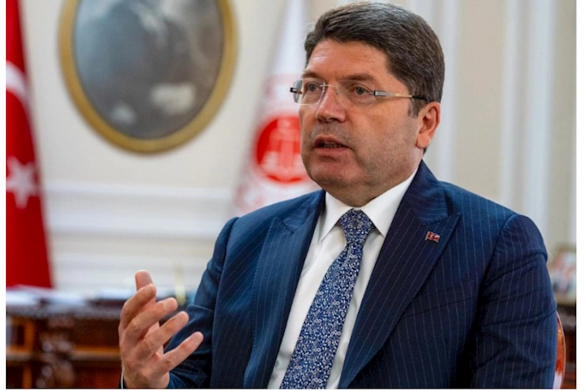Bu sənəd Türkiyənin daxili işlərinə qarışmağa yönəlib