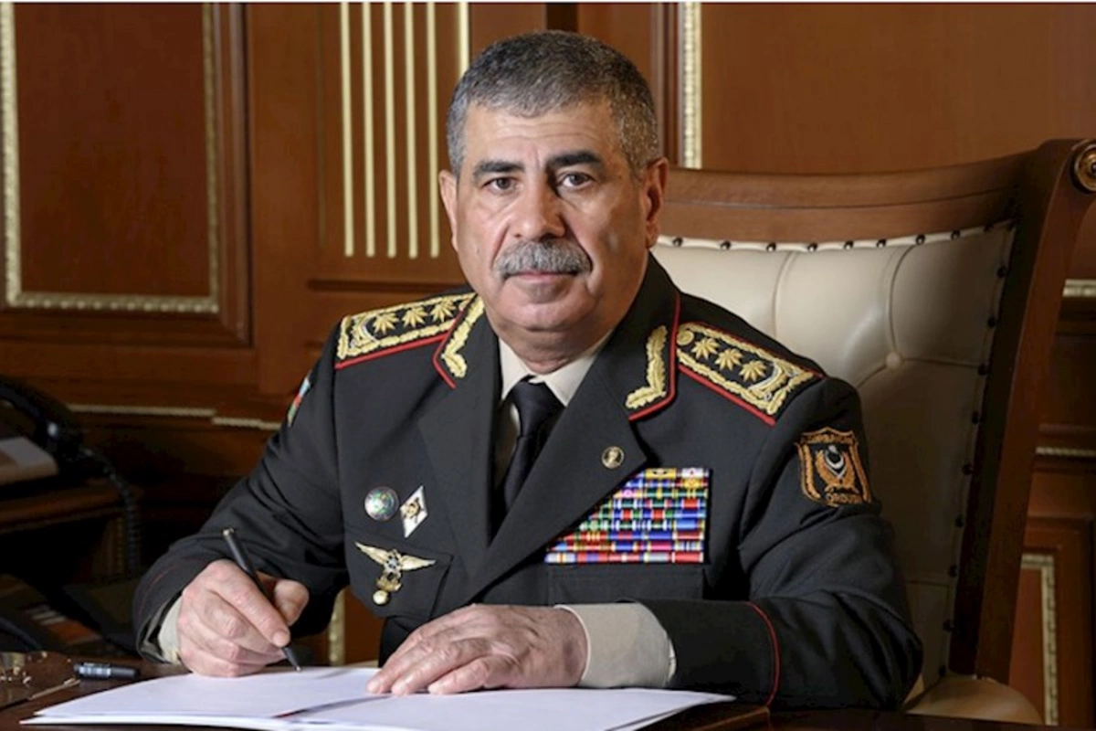Zakir Həsənov Azərbaycan Ordusunun şəxsi heyətini təbrik etdi