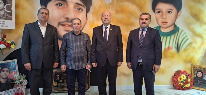 Səyyad Salahlı şəhid ailələri ilə bayramlaşdı — FOTOLAR
