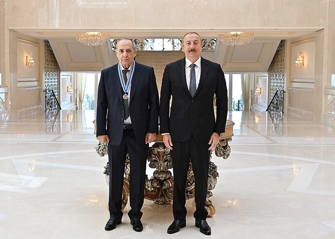 İki gümüş səkkizguşəli ulduz: İstiqlal” ordeni kimlərə verilir? — SİYAHI