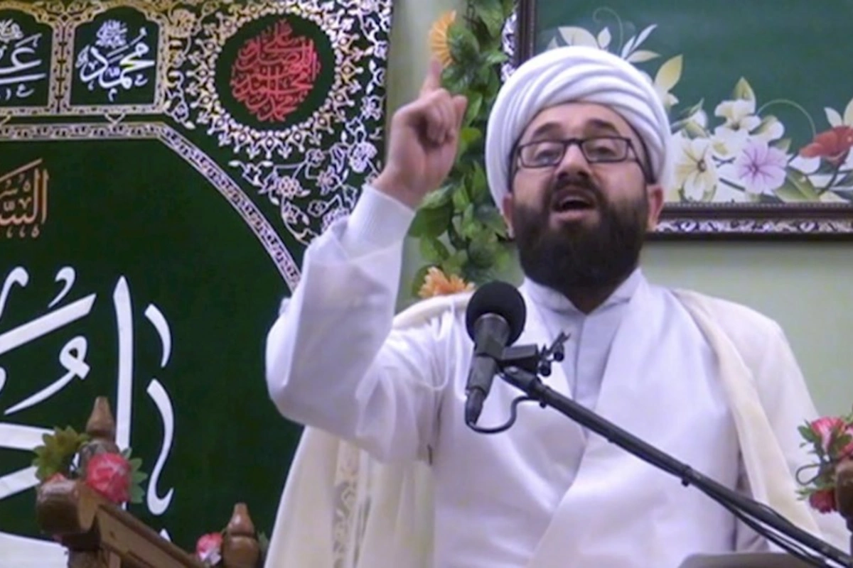 Cümə məscidinin imamı: “Yas məclisi yeməkxana deyil“