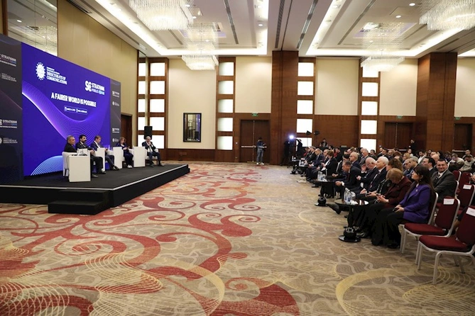 “Daha Ədalətli Bir Dünya Mümkündür” adlı panel toplantı keçirilib — FOTOLAR “Daha Ədalətli Bir Dünya Mümkündür” adlı panel toplantı keçirilib — FOTOLAR