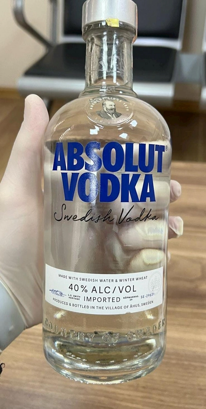 Bakıda marketdə saxta alkoqollu içkilər aşkarlandı — FOTOLAR