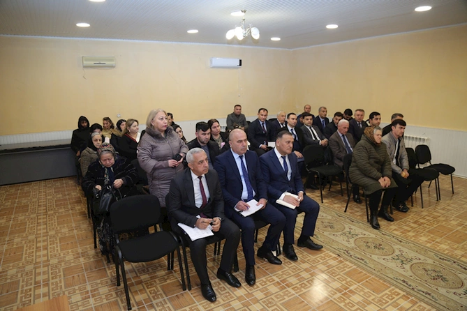 Hacıqabul Rayon İcra Hakimiyyətində növbəti vətəndaş qəbulu keçirildi Hacıqabul Rayon İcra Hakimiyyətində növbəti vətəndaş qəbulu keçirildi