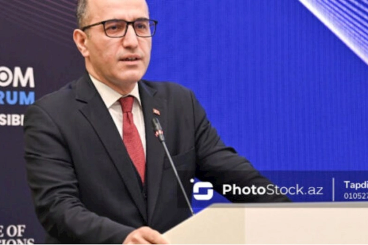 Cihangir İşbilir: “Mövcud beynəlxalq sistem sülhü təmin edə bilmir”