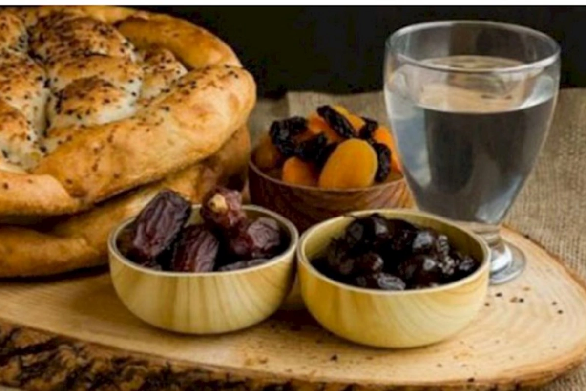 Ramazanın altıncı gününün duası — İmsak və iftar VAXTLARI