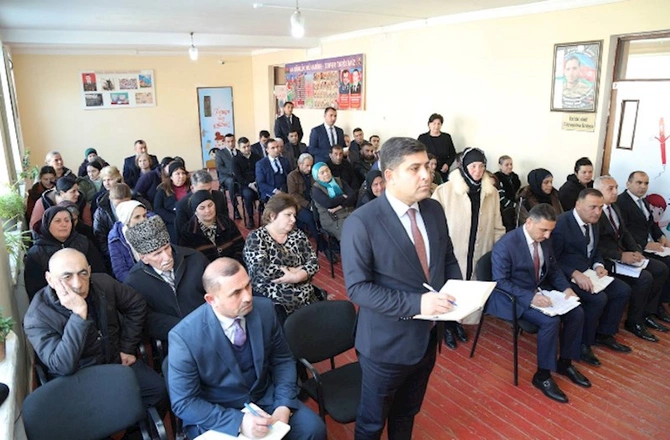 Hacıqabulda növbəti səyyar qəbul-görüş keçirildi — FOTOLAR