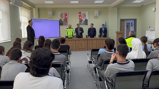 Yol polisi zəngilanlı şagirdlərlə maarifləndirici görüşlər keçirdi — FOTOLAR/ VİDEO