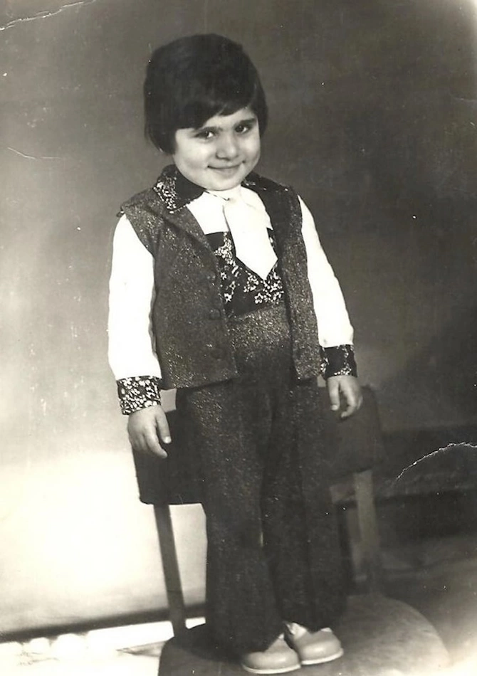 “Ahəng qanununa uyğun işləyirəm” — Ceyhun Musaoğlu ilə 50 yaşın müsahibəsi (FOTOLAR) “Ahəng qanununa uyğun işləyirəm” — Ceyhun Musaoğlu ilə 50 yaşın müsahibəsi (FOTOLAR)