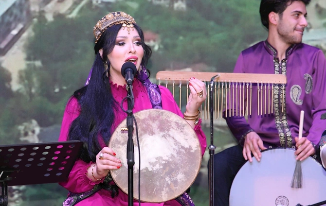 AHİK tərəfindən Qadınlar Günü münasibətilə konsert proqramı təşkil olunub — FOTOLAR AHİK tərəfindən Qadınlar Günü münasibətilə konsert proqramı təşkil olunub — FOTOLAR
