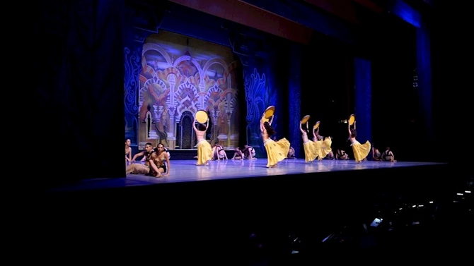 Fikrət Əmirov I Ümumrespublika Musiqi Festivalı çərçivəsində Min Bir Gecə baleti təqdim olunub — FOTOLAR Fikrət Əmirov I Ümumrespublika Musiqi Festivalı çərçivəsində Min Bir Gecə baleti təqdim olunub — FOTOLAR