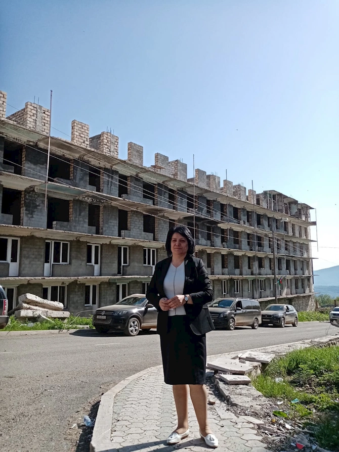 Şuşada yaşamaq mənim üçün ən böyük xoşbəxtlikdir — Gülbəniz xanımın Şuşaya dönüş hekayəsi (FOTOLAR) Şuşada yaşamaq mənim üçün ən böyük xoşbəxtlikdir — Gülbəniz xanımın Şuşaya dönüş hekayəsi (FOTOLAR)