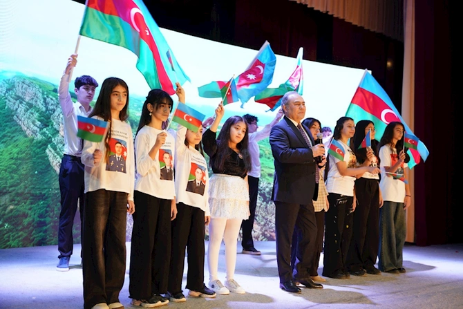 Abşeron rayonunda şəhid ailələrinin xanım üzvləri ilə birgə Beynəlxalq Qadınlar Günü münasibəti ilə tədbir keçirilib