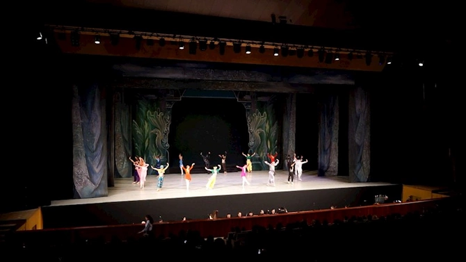 Fikrət Əmirov I Ümumrespublika Musiqi Festivalı çərçivəsində Min Bir Gecə baleti təqdim olunub — FOTOLAR Fikrət Əmirov I Ümumrespublika Musiqi Festivalı çərçivəsində Min Bir Gecə baleti təqdim olunub — FOTOLAR