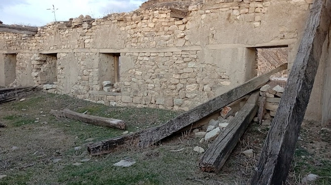 Qubanın Qrız kəndində QORUNAN 8-ci əsr yadigarı Əbu Müslüm məscidi... — FOTOLAR Qubanın Qrız kəndində QORUNAN 8-ci əsr yadigarı Əbu Müslüm məscidi... — FOTOLAR