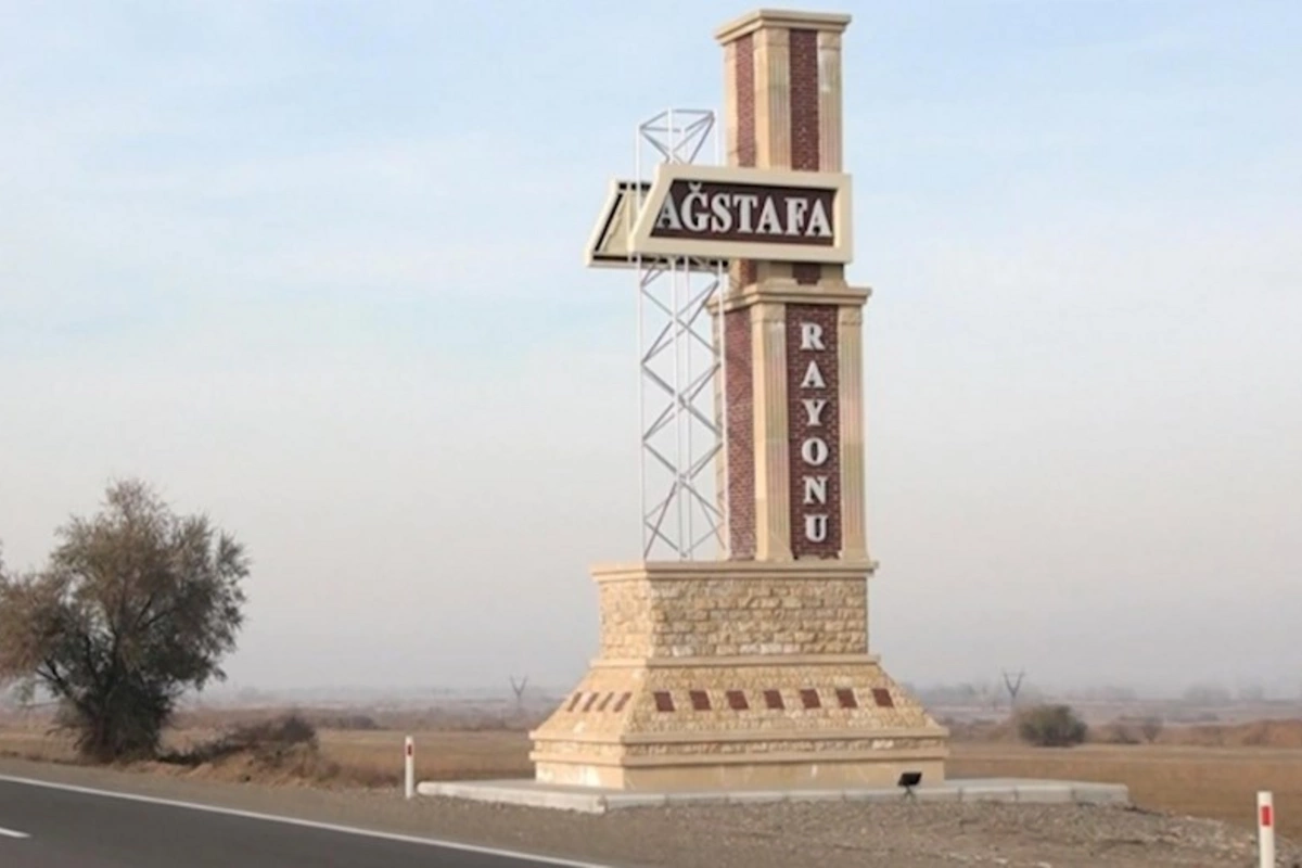 Ağstafada şagird məktəb yoldaşını BIÇAQLADI