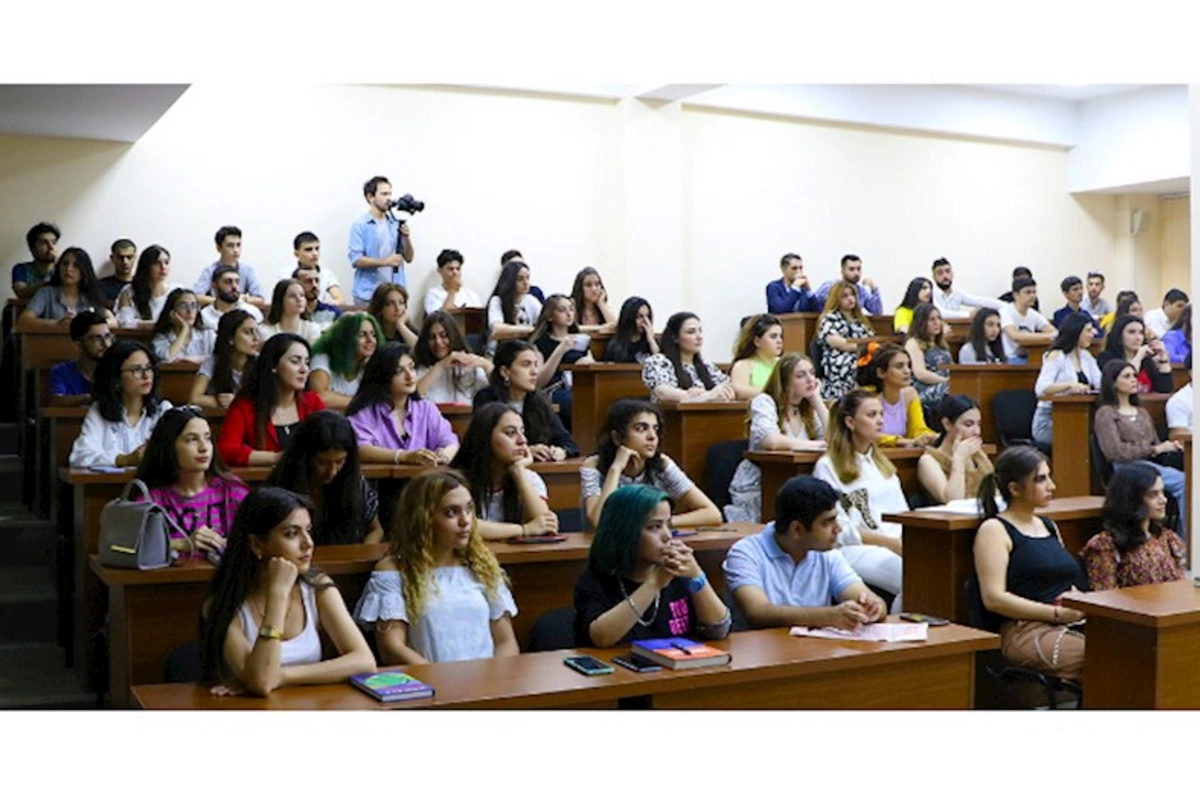Yeni ixtisaslar yaradılmır: universitetlərə maraq AZALIB