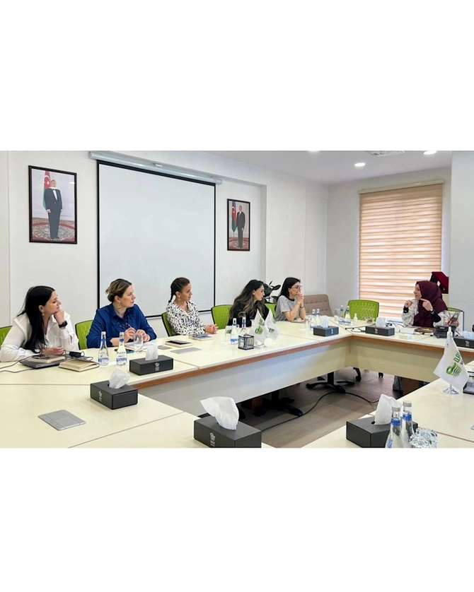 Qala Sığortada yazıçı Ülviyyə Tahirin romanının müzakirəsi keçirilib — FOTOLAR