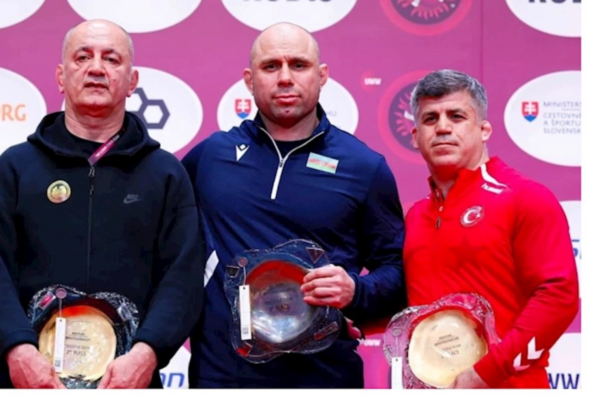 Sərbəst güləş üzrə Azərbaycan millisi Avropa çempionu oldu