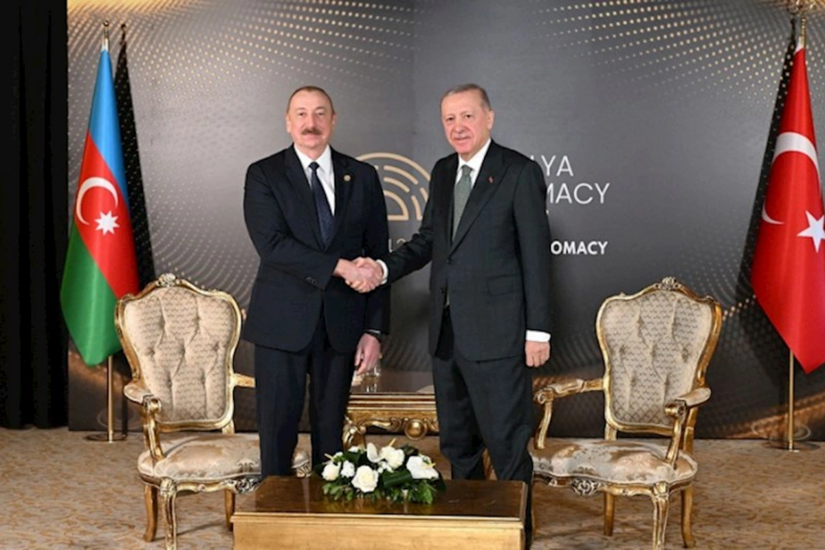 İlham Əliyevin Ərdoğanla görüşü keçirilib — FOTO (YENİLƏNİB)