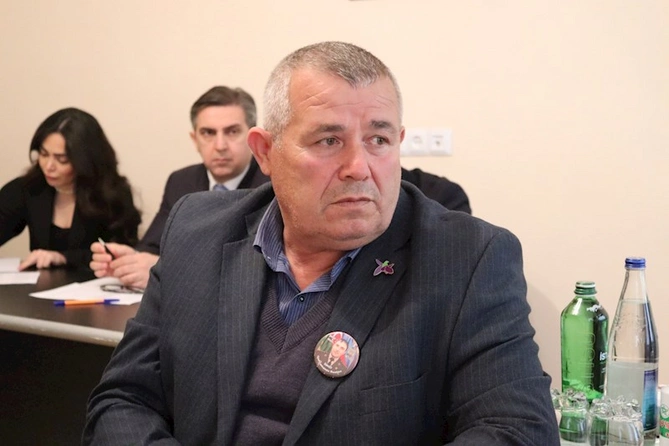 Zaur Mikayılov Şəmkirdə vətəndaşları qəbul etdi — FOTOLAR
