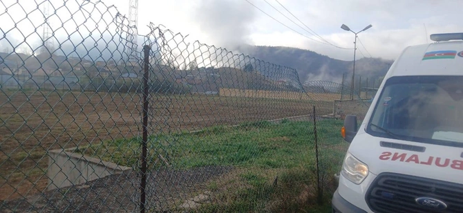 Gədəbəydə stadionu şumladılar: kartof əkəcəklər — FOTOLAR