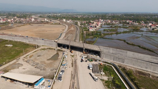 ADY Astara Terminalının inşası üzrə işlərin böyük hissəsini tamamlayıb — FOTOLAR ADY Astara Terminalının inşası üzrə işlərin böyük hissəsini tamamlayıb — FOTOLAR
