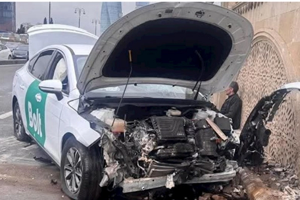 AYNA “uçan maşın”a görə tənqid edildi