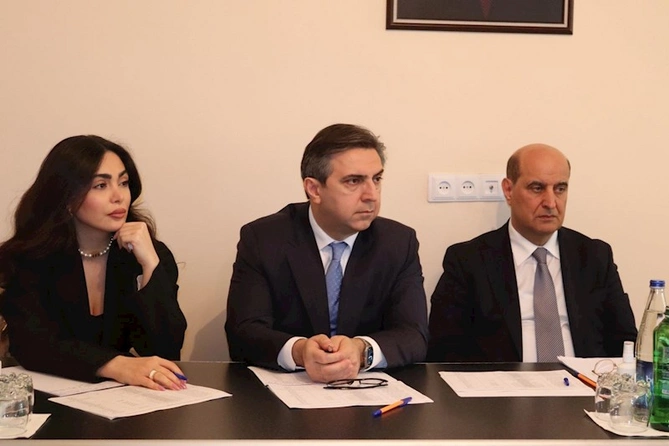 Zaur Mikayılov Şəmkirdə vətəndaşları qəbul etdi — FOTOLAR