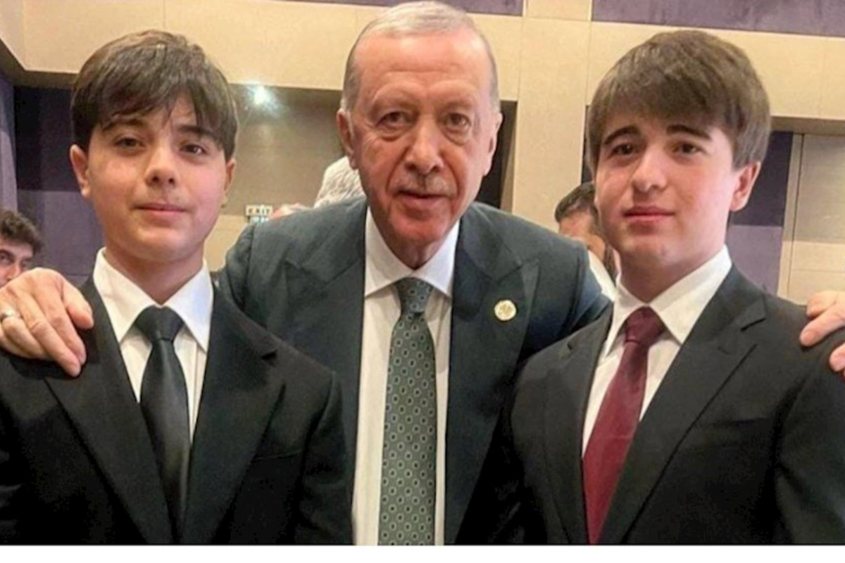 Prezidentin nəvələri Ərdoğanla GÖRÜŞDÜ — FOTO
