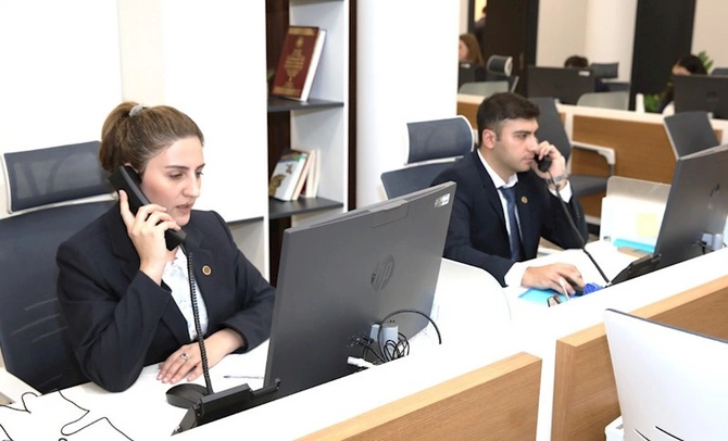 BƏT-in Baş direktoru Azərbaycan Həmkarlar İttifaqları Konfederasiyasında olub — FOTOLAR BƏT-in Baş direktoru Azərbaycan Həmkarlar İttifaqları Konfederasiyasında olub — FOTOLAR