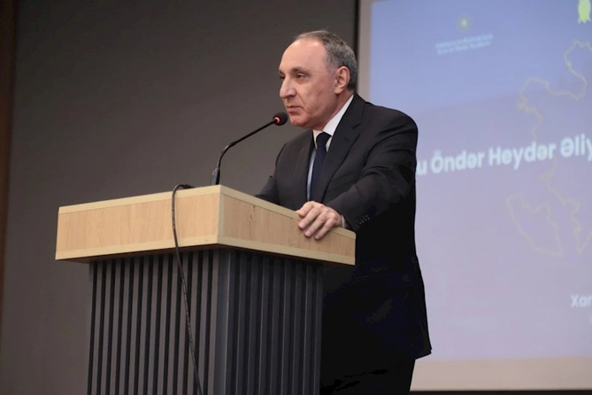 Nazir və Baş prokuror Qarabağ Universitetində — FOTOLAR Nazir və Baş prokuror Qarabağ Universitetində — FOTOLAR