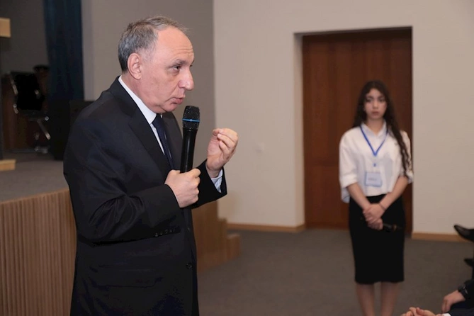Xankəndidə Heydər Əliyev və suveren Azərbaycan mövzusunda konfrans keçirildi — FOTOLAR