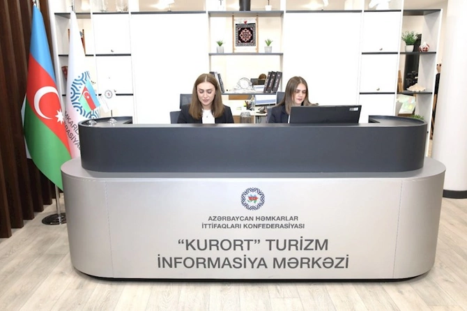 BƏT-in Baş direktoru Azərbaycan Həmkarlar İttifaqları Konfederasiyasında olub — FOTOLAR BƏT-in Baş direktoru Azərbaycan Həmkarlar İttifaqları Konfederasiyasında olub — FOTOLAR