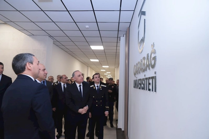Nazir və Baş prokuror Qarabağ Universitetində — FOTOLAR Nazir və Baş prokuror Qarabağ Universitetində — FOTOLAR