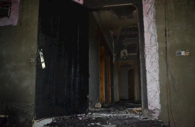 Maşındakı yanğın evi külə döndərdi — FOTOLAR Maşındakı yanğın evi külə döndərdi — FOTOLAR