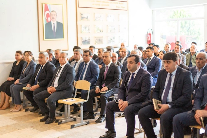 Rüstəm Xəlilovun səyyar qəbulları davam edir — FOTOLAR