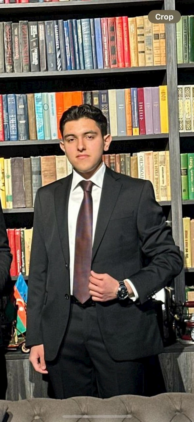Abituriyentləri tanıyaq: Mübariz buraxılış imtahanında yüksək nəticə göstərdi — FOTOLAR