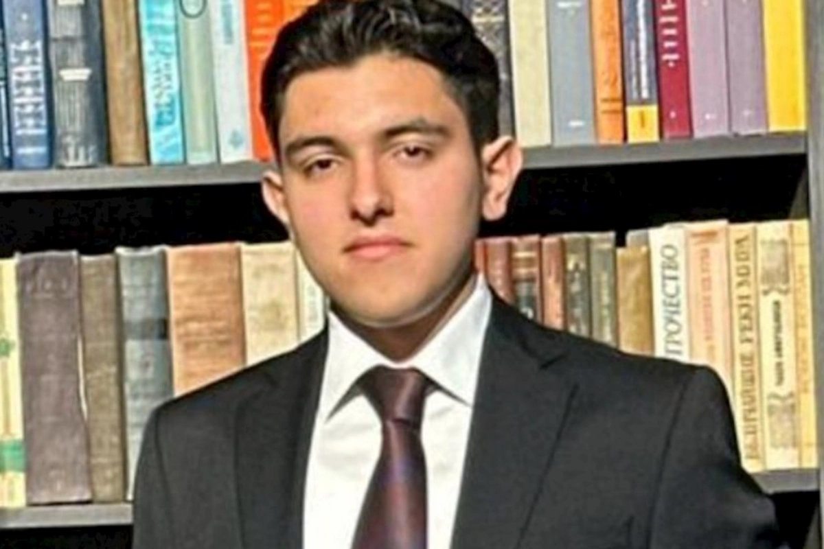 Abituriyentləri tanıyaq: Mübariz buraxılış imtahanında yüksək nəticə göstərdi — FOTOLAR