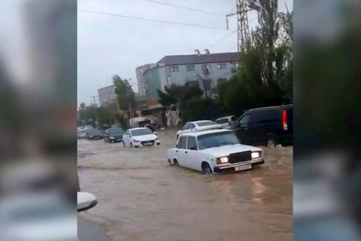 Yağışın fəsadlarının aradan qaldırılması davam etdirilir — VİDEO
