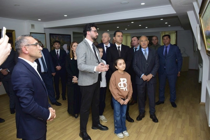 Masallıda “Müxtəlifliyə qucaq açaq” adlı səyyar rəsm və foto sərgisi keçirilib — FOTOLAR