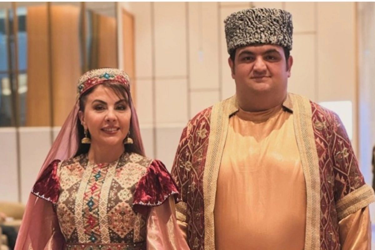 Efirə birlikdə çıxmaq bizə maddi problem yaradır