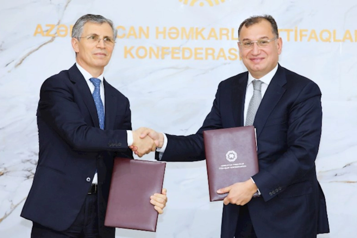 AHİK ilə Sosial Tədqiqatlar Mərkəzi arasında Memorandum imzalandı — FOTOLAR