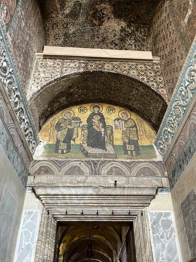 Ayasofya Məscidinin günbəzində əhatəli bərpa işləri başlanılıb — FOTOLAR