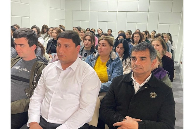 Hacıqabulda “İcbari Tibbi Sığortanın tətbiqi” mövzusunda görüş keçirildi — FOTOLAR Hacıqabulda “İcbari Tibbi Sığortanın tətbiqi” mövzusunda görüş keçirildi — FOTOLAR