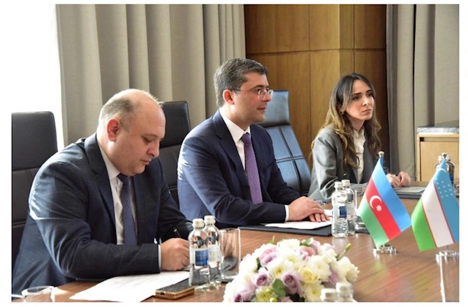 Azərbaycanla Özbəkistan arasında media üzrə əməkdaşlıq müzakirə olunub — FOTOLAR Azərbaycanla Özbəkistan arasında media üzrə əməkdaşlıq müzakirə olunub — FOTOLAR