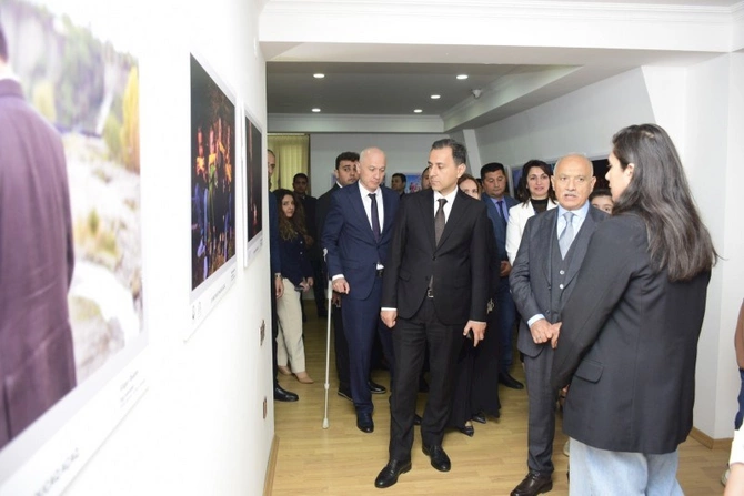 Masallıda “Müxtəlifliyə qucaq açaq” adlı səyyar rəsm və foto sərgisi keçirilib — FOTOLAR