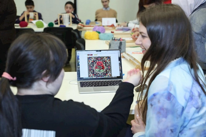 Milli Xalça Muzeyində İsveçrə və Azərbaycan arasında yeni layihə həyata keçirilir — FOTOLAR Milli Xalça Muzeyində İsveçrə və Azərbaycan arasında yeni layihə həyata keçirilir — FOTOLAR