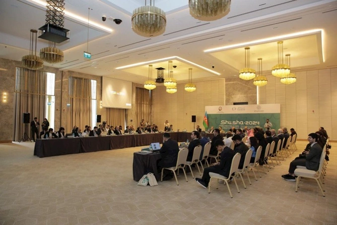 Şuşada Birinci İslam Dünyası Mədəniyyət Forumu keçirilib — FOTOLAR (YENİLƏNİB) Şuşada Birinci İslam Dünyası Mədəniyyət Forumu keçirilib — FOTOLAR (YENİLƏNİB)