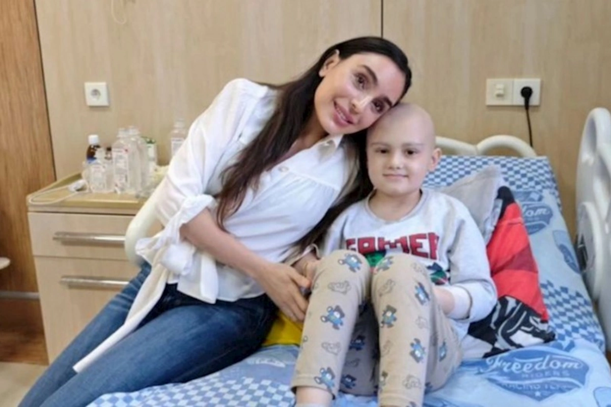 Leyla Əliyeva Uşaq Onkologiya Klinikasında olub